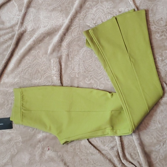 Fashion Nova Above Average Skinny Pant 33- Chartreuse - Picture 3 of 8